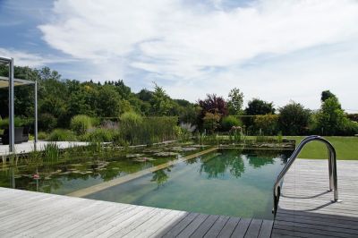 Nominé JOHN: Jardin détente avec baignade écologique